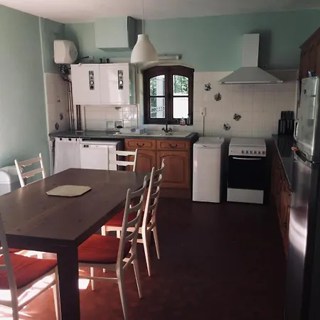 Ancienne Ecole De Moncere