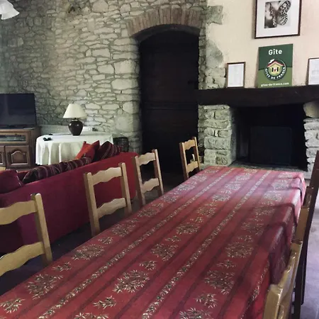 Ancienne Ecole De Moncere Penne