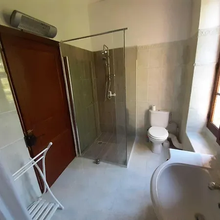 Ancienne Ecole De Moncere *