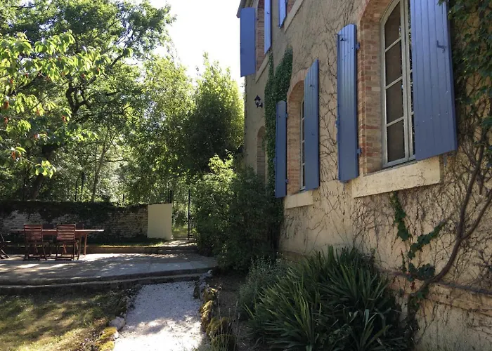 Ancienne Ecole De Moncere Feriehus Penne