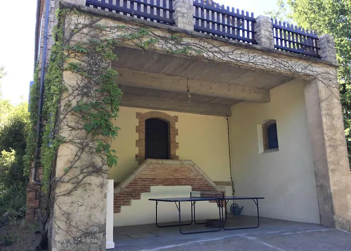 Ancienne Ecole De Moncere Feriehus *