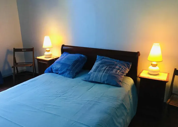 Ancienne Ecole De Moncere Feriehus *