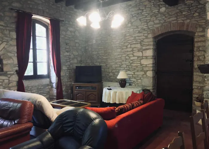 Ancienne Ecole De Moncere Feriehus *